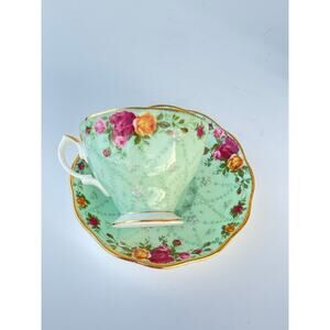 Royal Albert Old Country Roses Peppermint Damask Tea Cup Saucer